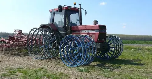 Farmers in Europe are returning to metal wheels