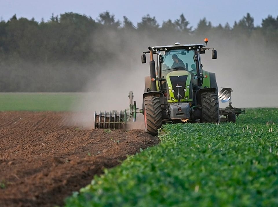 Salaries in Kazakhstan's agriculture sector rose to a record level