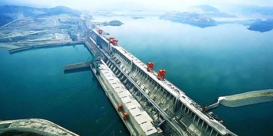 Китай строит крупнейшую в мире ГЭС — втрое мощнее «Трёх ущелий»